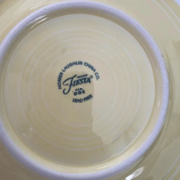 Fiestaware Yellow 5 Piece Place Setting Fiesta Retired Pale Yellow Dish Set - Picture 9 of 11